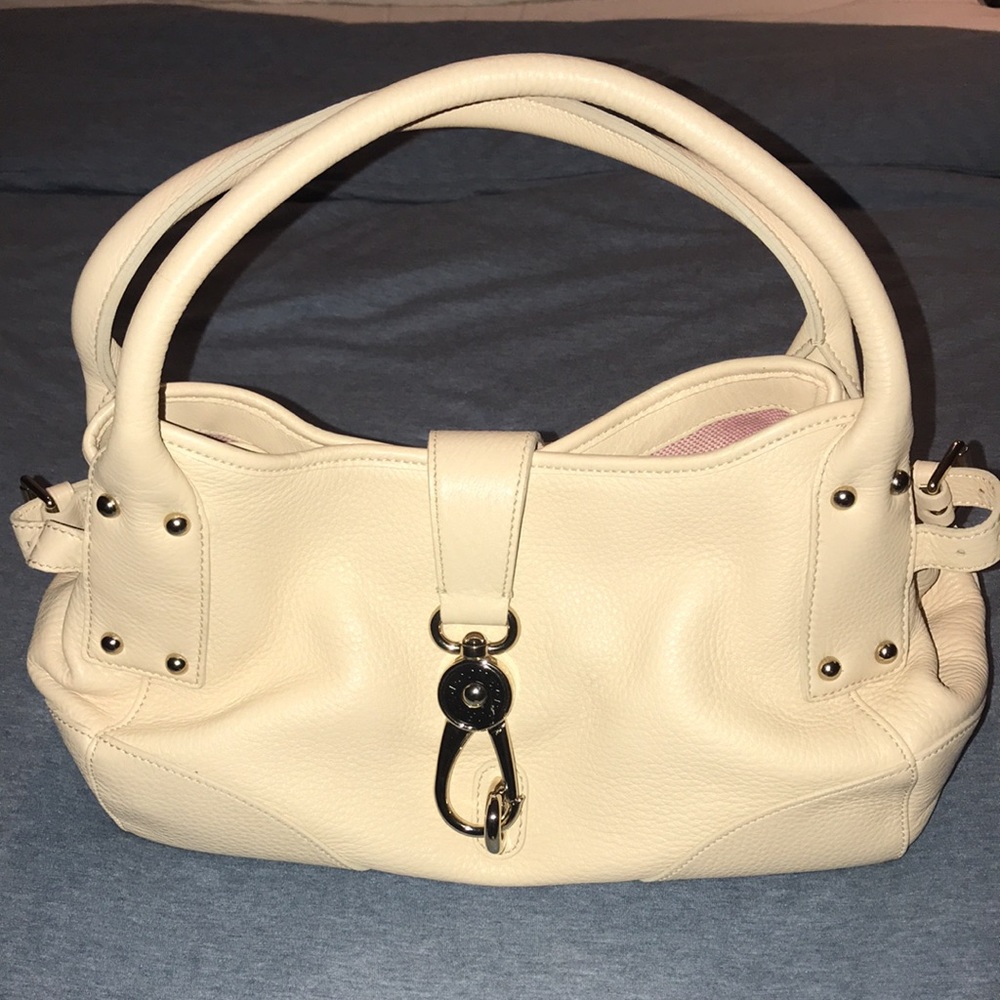 Dooney & Bourke cream handbag